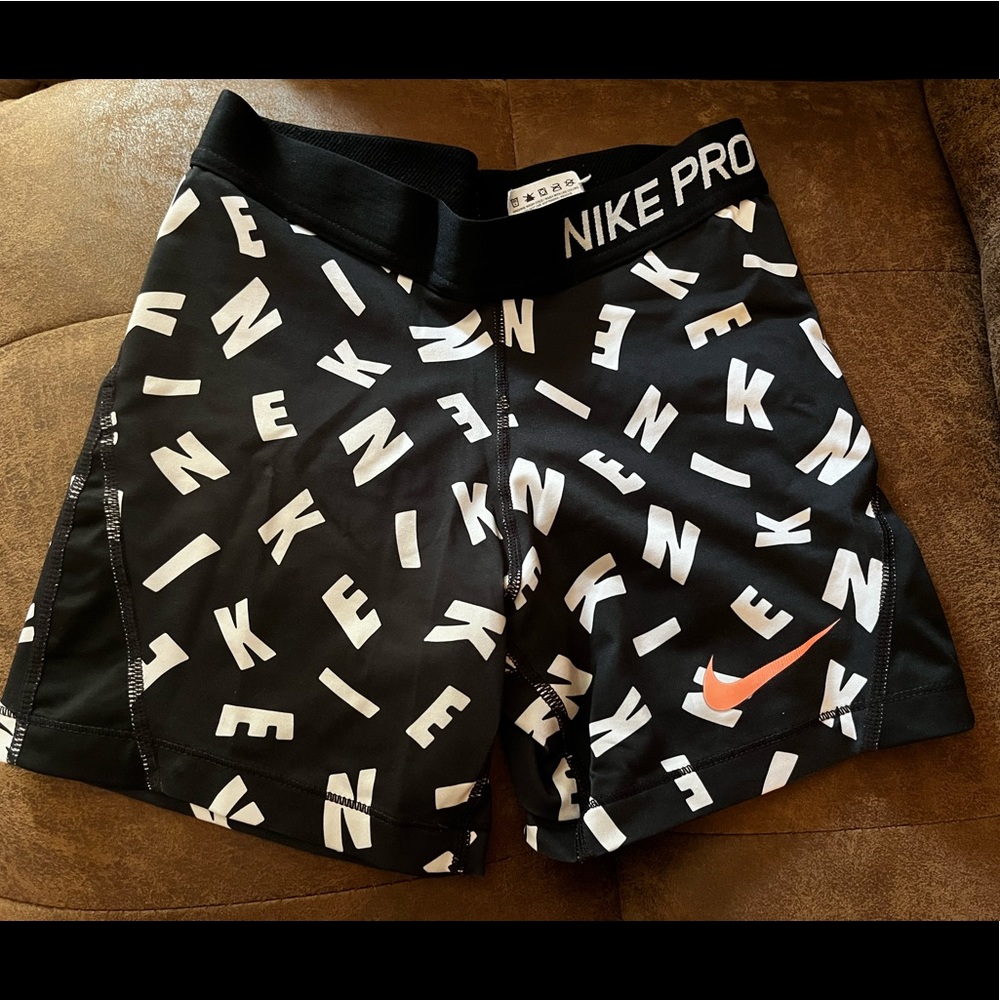 Youth Nike Pros